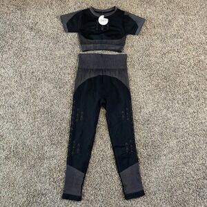 NWT Flythetics Workout Set Crop Top And Leggings Womens Small Black Gray